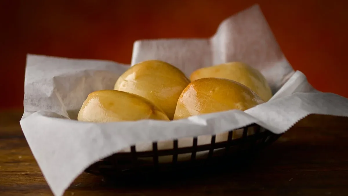Texas Roadhouse Rolls Recipe (Copycat)