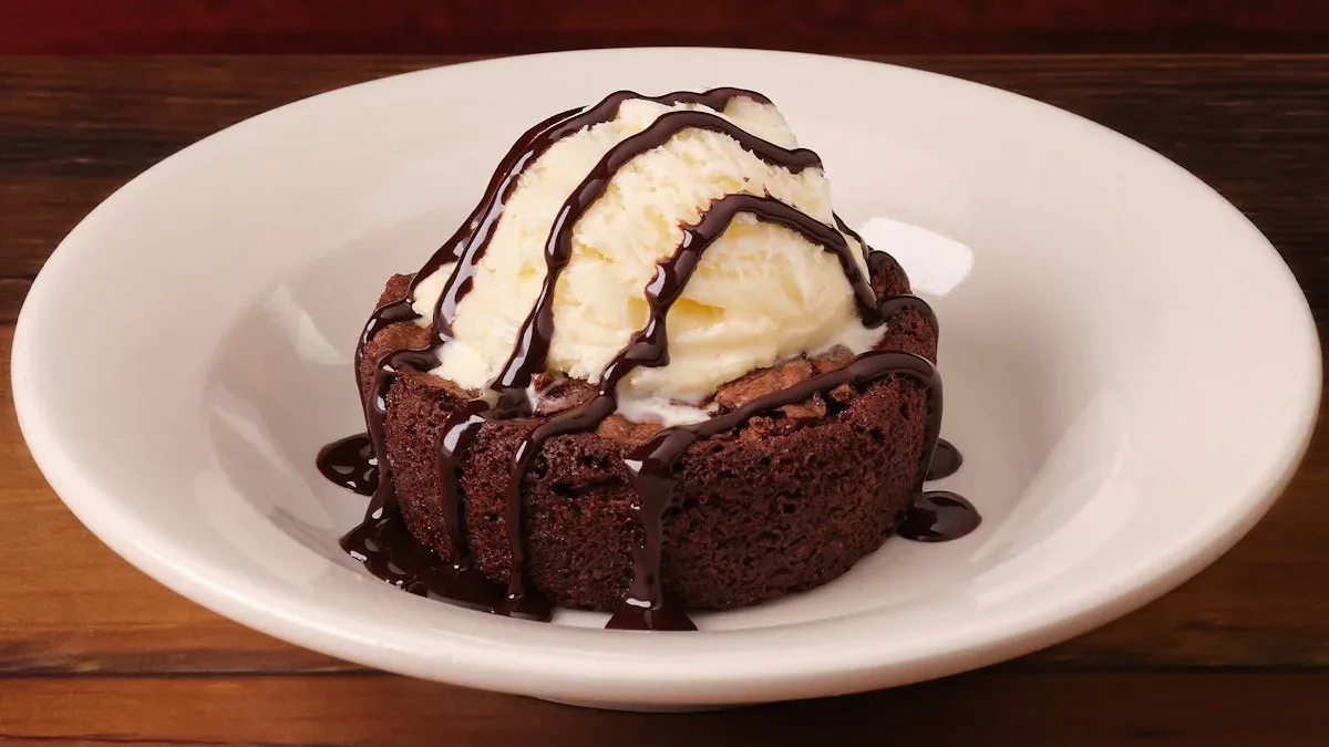 Texas Roadhouse birthday reward free dessert